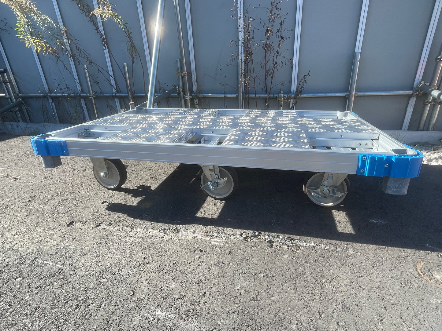 アルミ6輪台車 1200mm×745mm