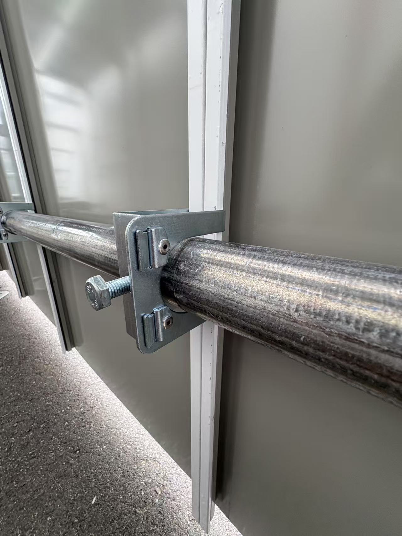 新型ホワイトパネル用フック